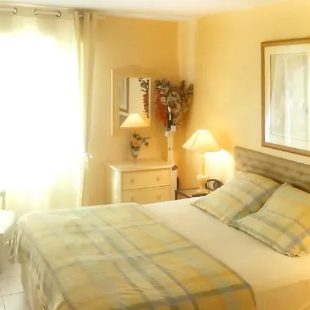 With 2 Bedrooms In With Balcony And Wifi Daire
