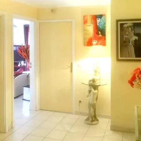 Daire With 2 Bedrooms In With Balcony And Wifi *